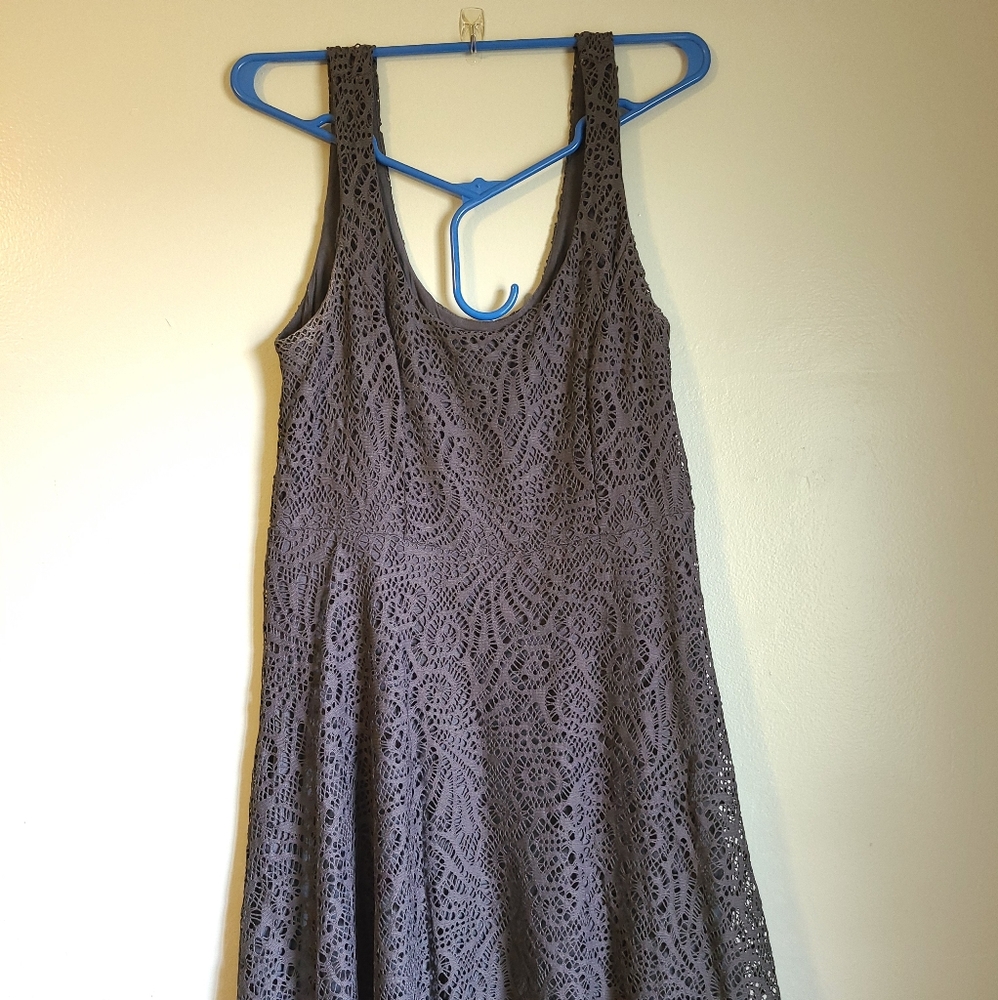 Apt 9 Midi sleevless dress